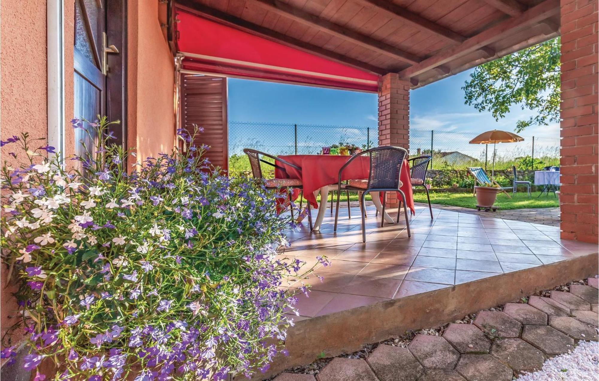 1 Bedroom Pet Friendly Home In Šišan Eksteriør bilde